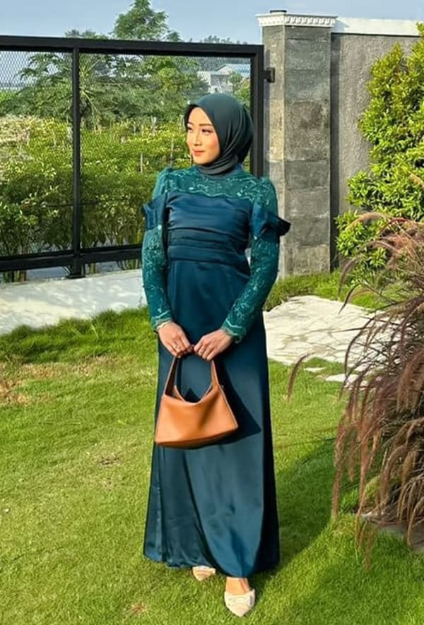 Bridesmaid