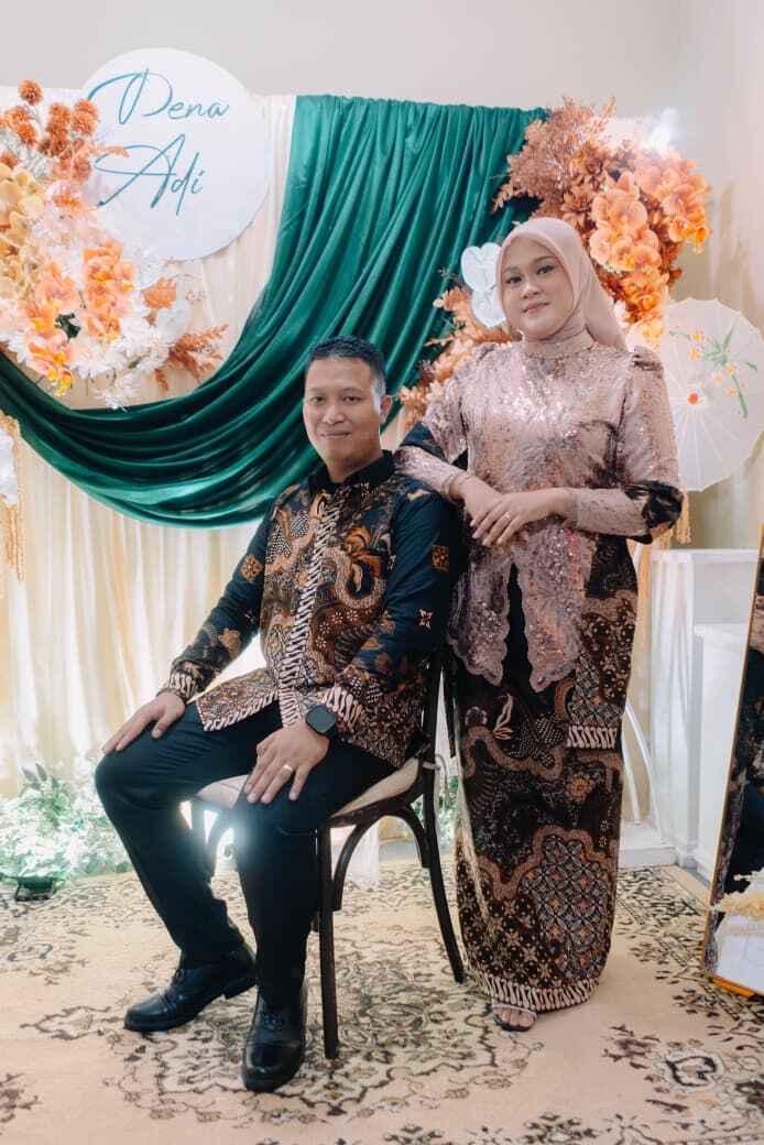 Kebaya Lamaran