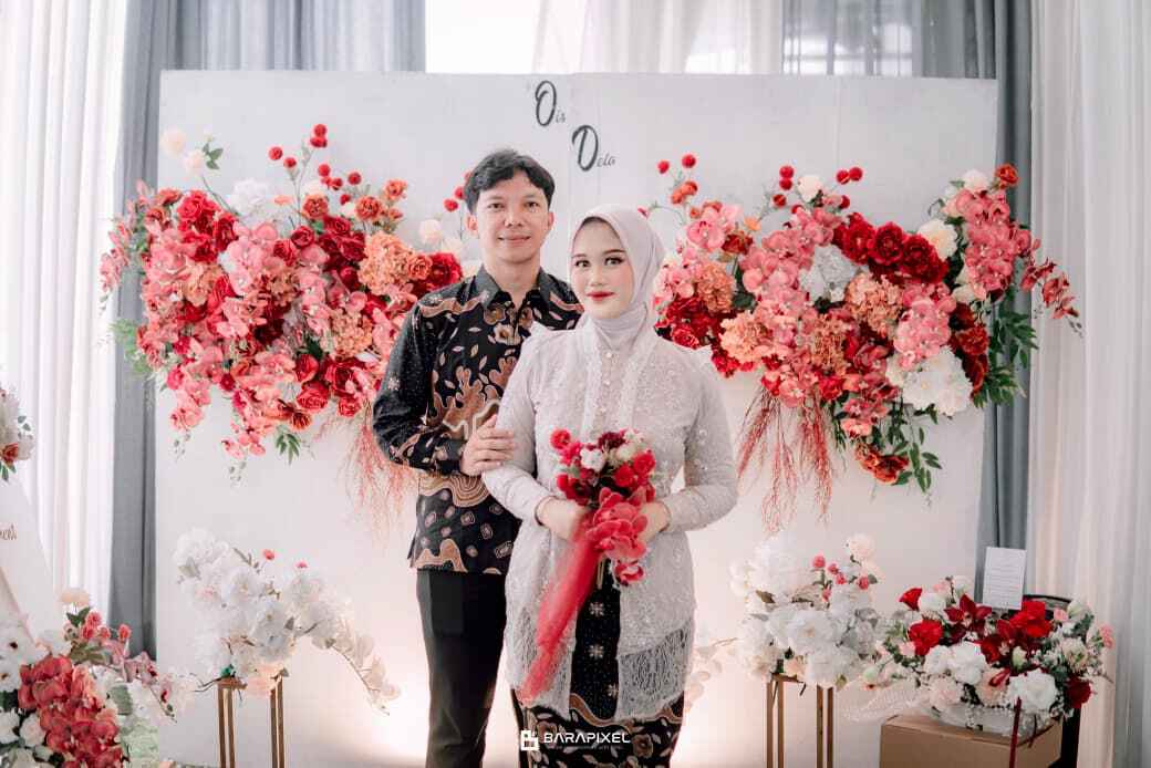 Kebaya Lamaran